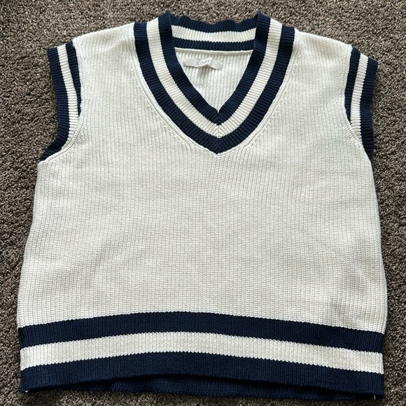 LOFT sweater vest sz M - Picture 1 of 1